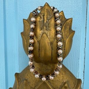 Pearl Bracelet with X and O's